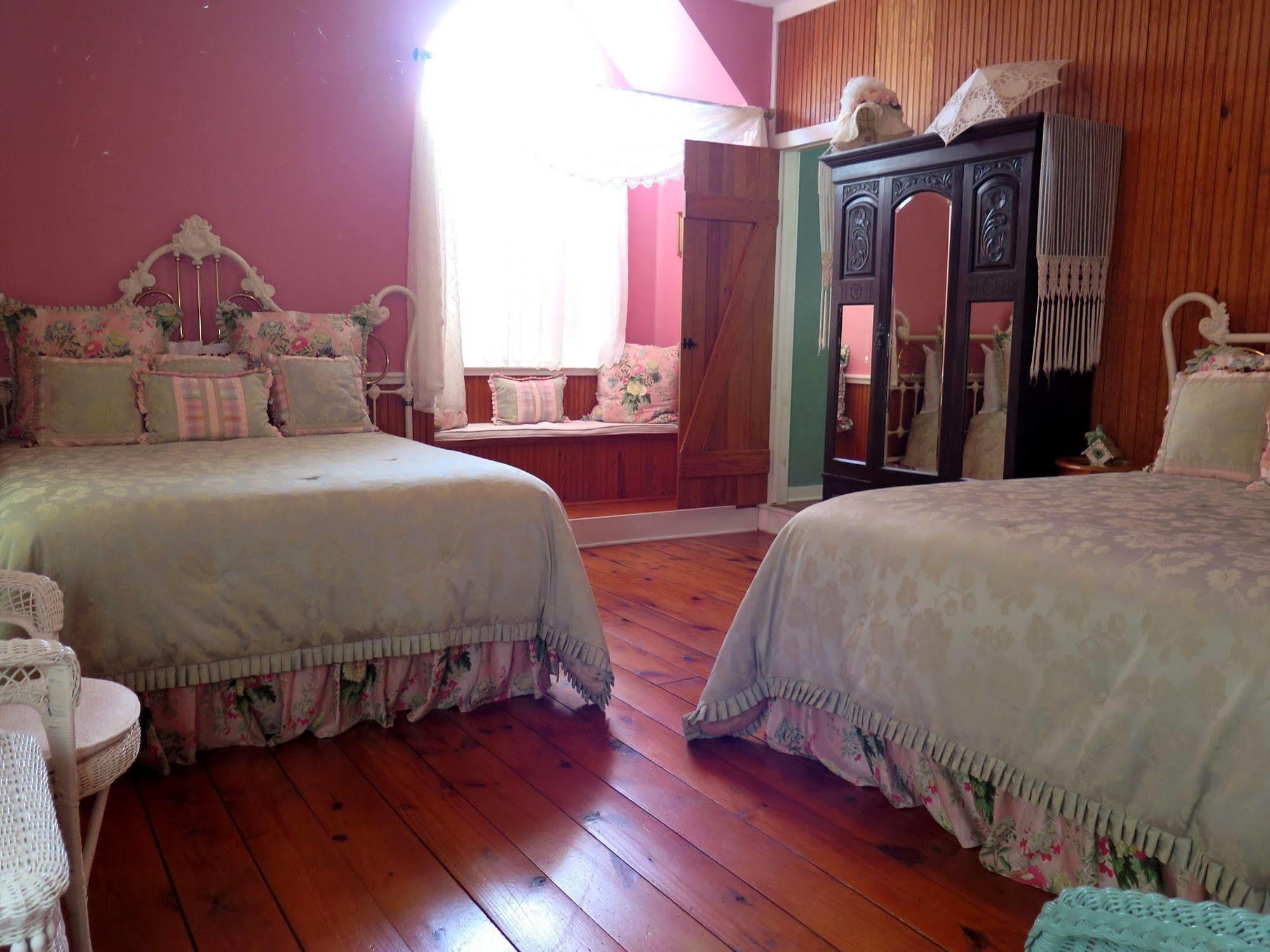 Yellow House B&B Salado Екстериор снимка