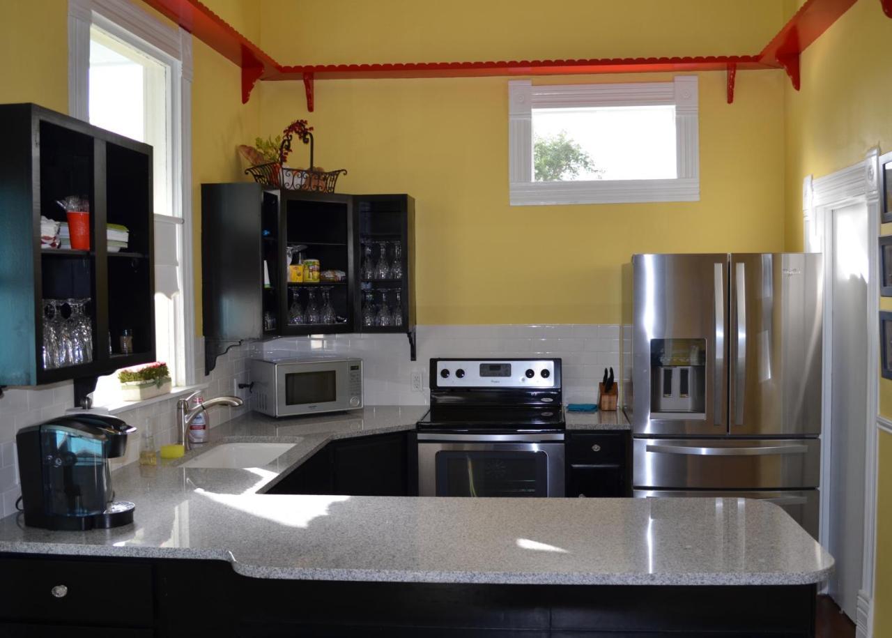 Yellow House B&B Salado Екстериор снимка
